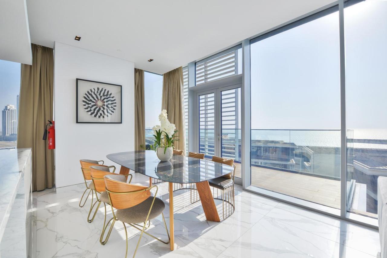 Luxe 3 Bedroom Oceanfront Apartment In The Heart Of Bluewaters Island Dubaj Exteriér fotografie