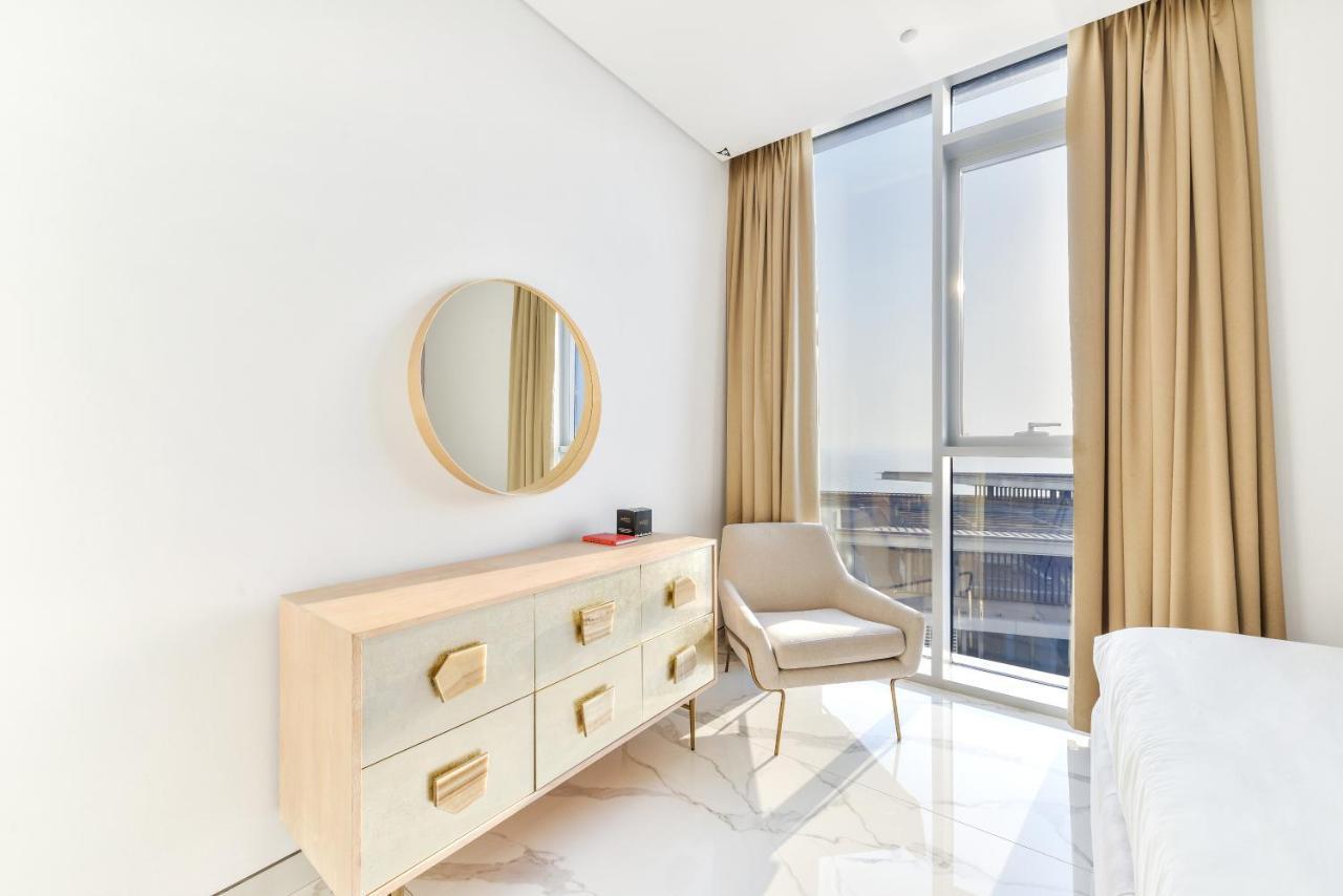 Luxe 3 Bedroom Oceanfront Apartment In The Heart Of Bluewaters Island Dubaj Exteriér fotografie